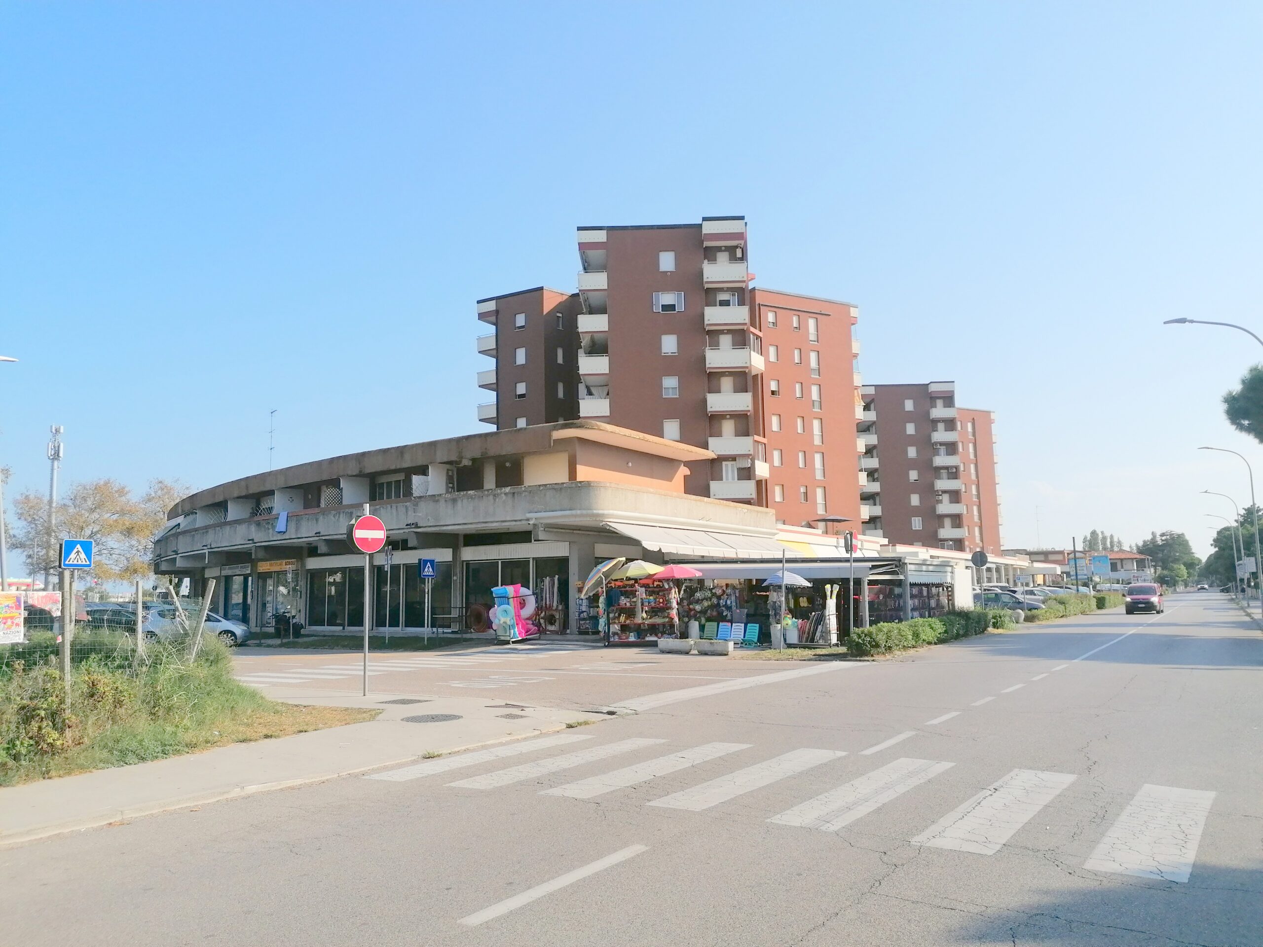 IMG_20240828_171100 Lido Nazioni - Ristrutturato con Terrazzo - Rif CRISTINA - immagine 1